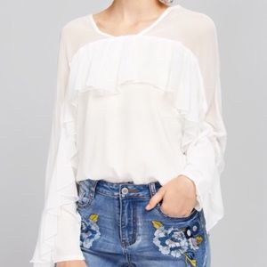 White flowy top. Medium. Never worn